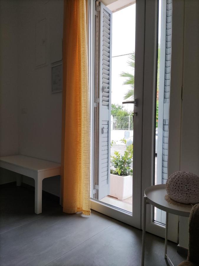 V&V Tourist Lease Apartment Savelletri Exterior photo